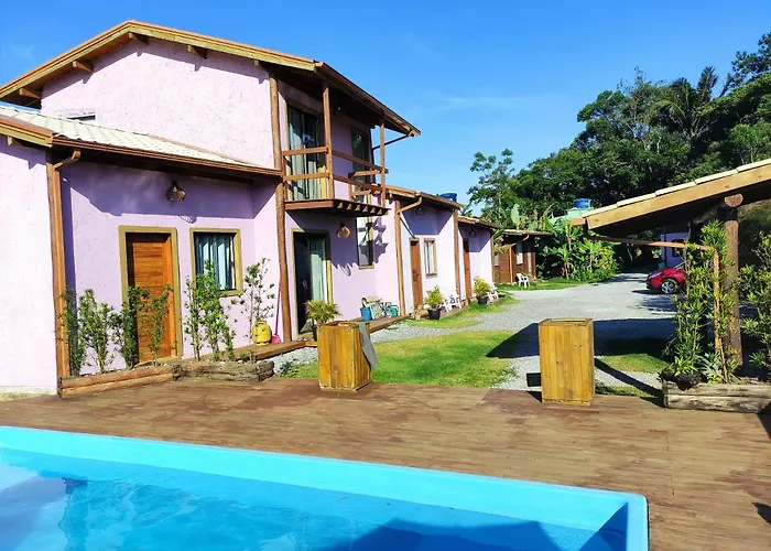 Chales Da Guarda do Embaú